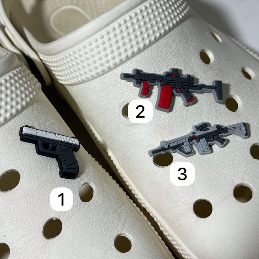 Guns charm