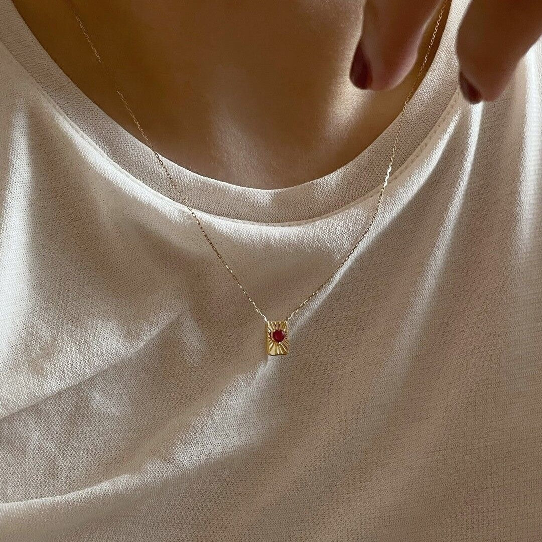 Sunburst Heart Tag Necklace - Gold Plated 925 Sterling Silver