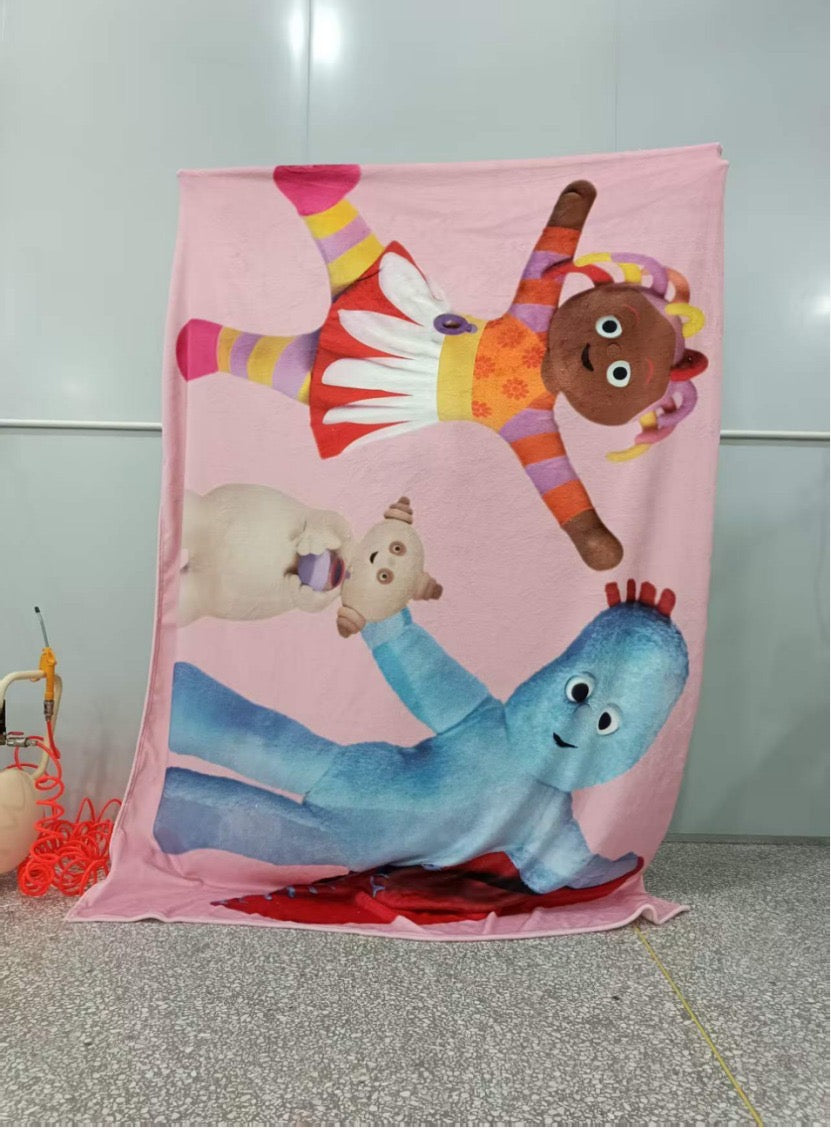 The night garden Big blanket- 200cm * 145 cm - بطانية حديقة المرح