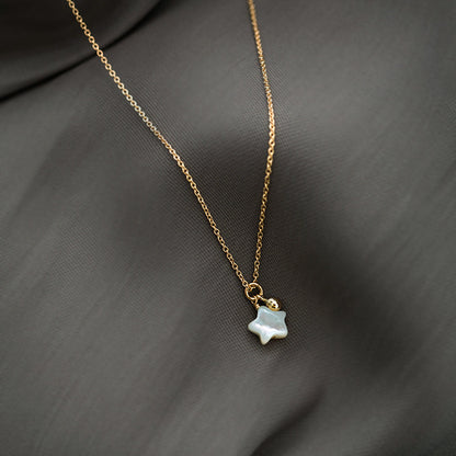 Mother-of-Pearl Star Pendant Necklace - Gold Plated 925 Sterling Silver
