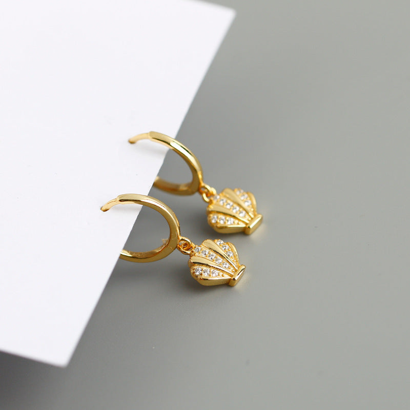 Pavé Seashell Huggie Hoop Earrings – Gold Plated 925 Sterling Silver