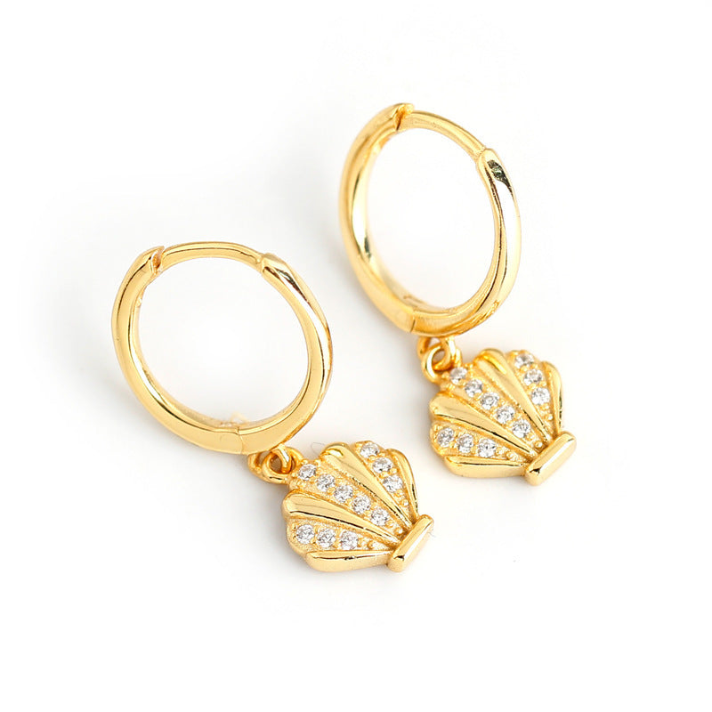Pavé Seashell Huggie Hoop Earrings – Gold Plated 925 Sterling Silver