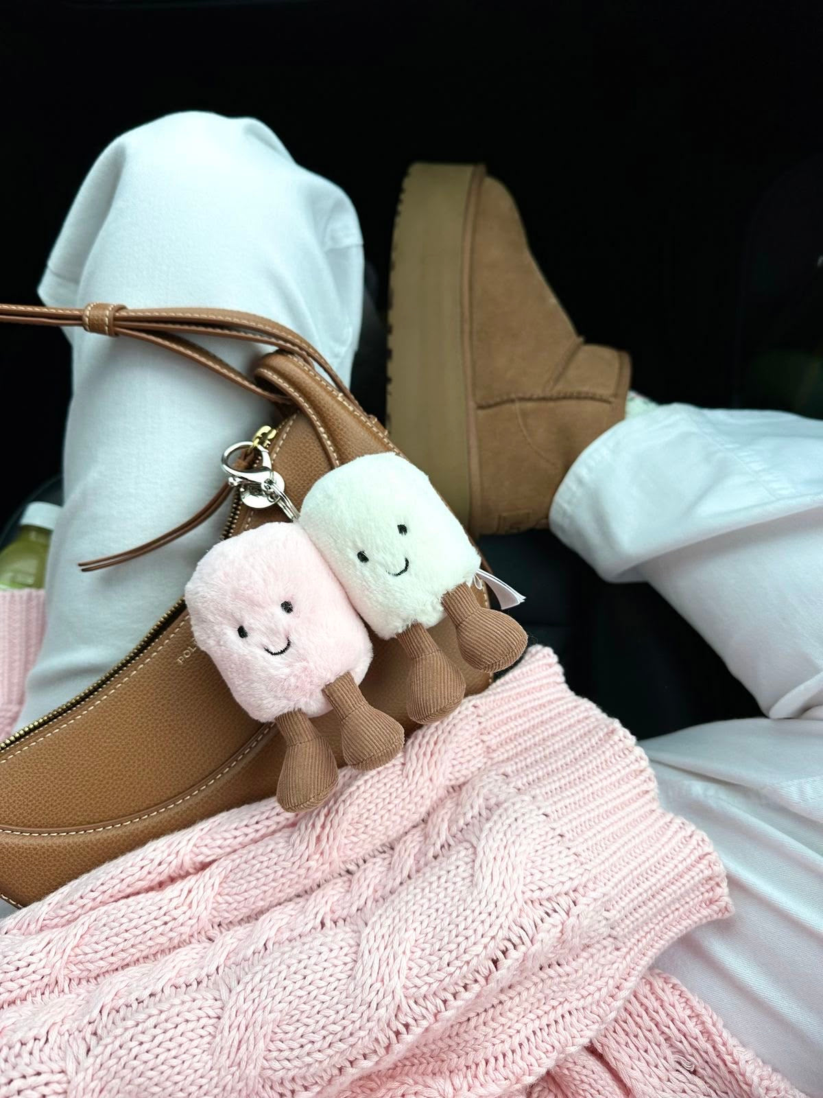 Marshmallow plush keychain - 10 cm