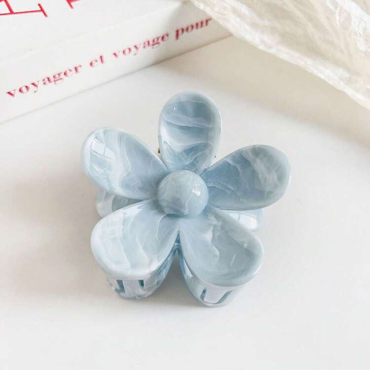 Pearlescent Baby Blue Hair Claw Clips – Elegant Marbled Acrylic Hair Accessories