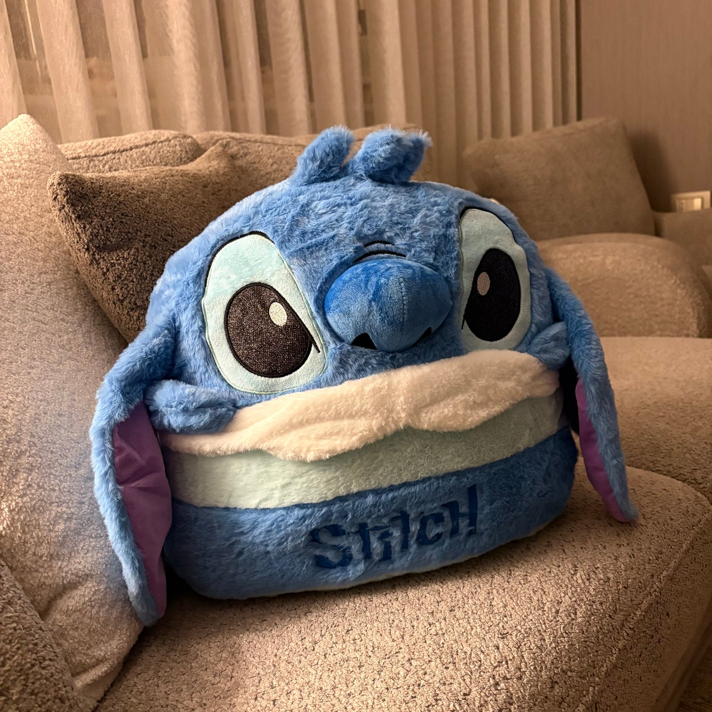 Stitch 2 in 1 pillow and blanket