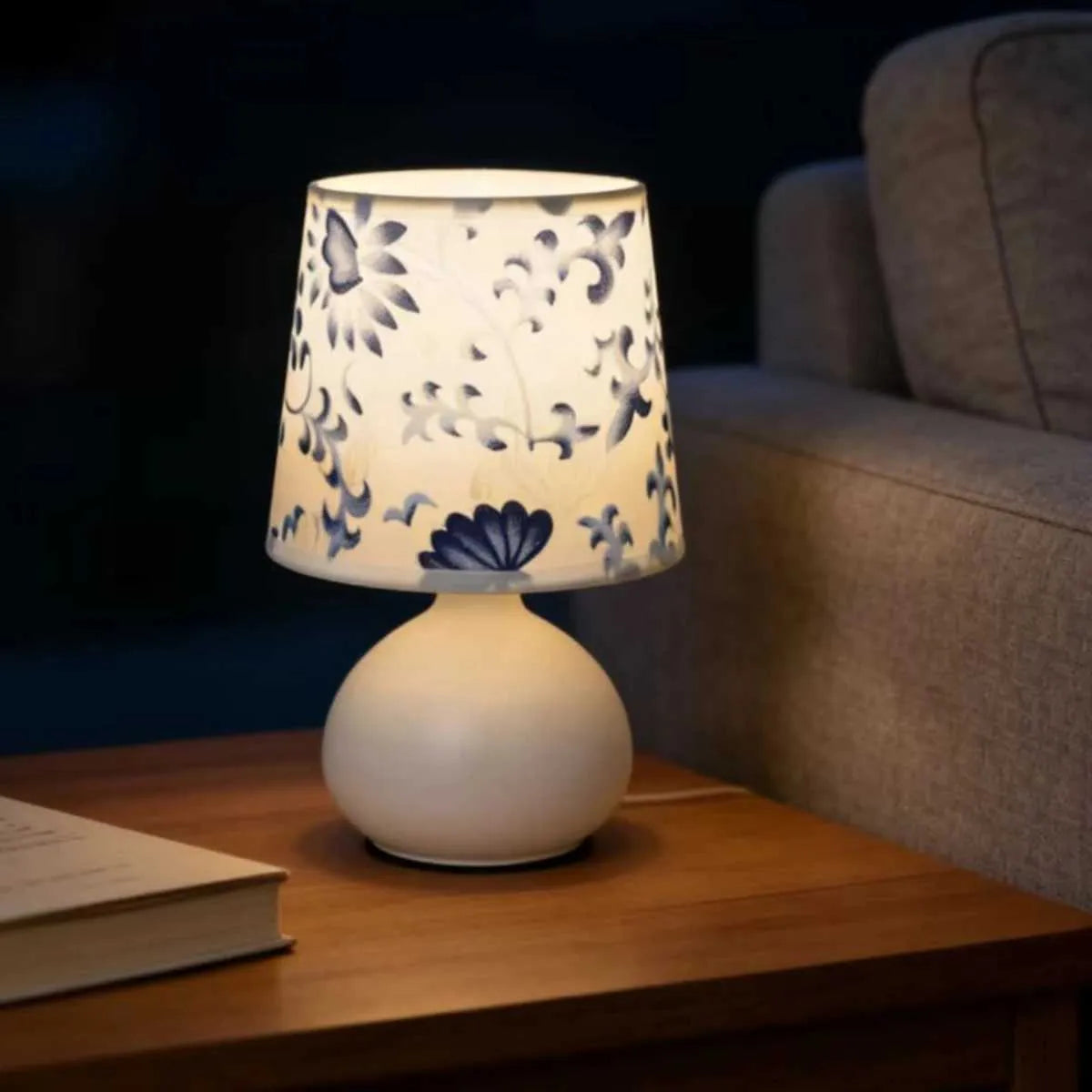 Floral blue and white table Lamp