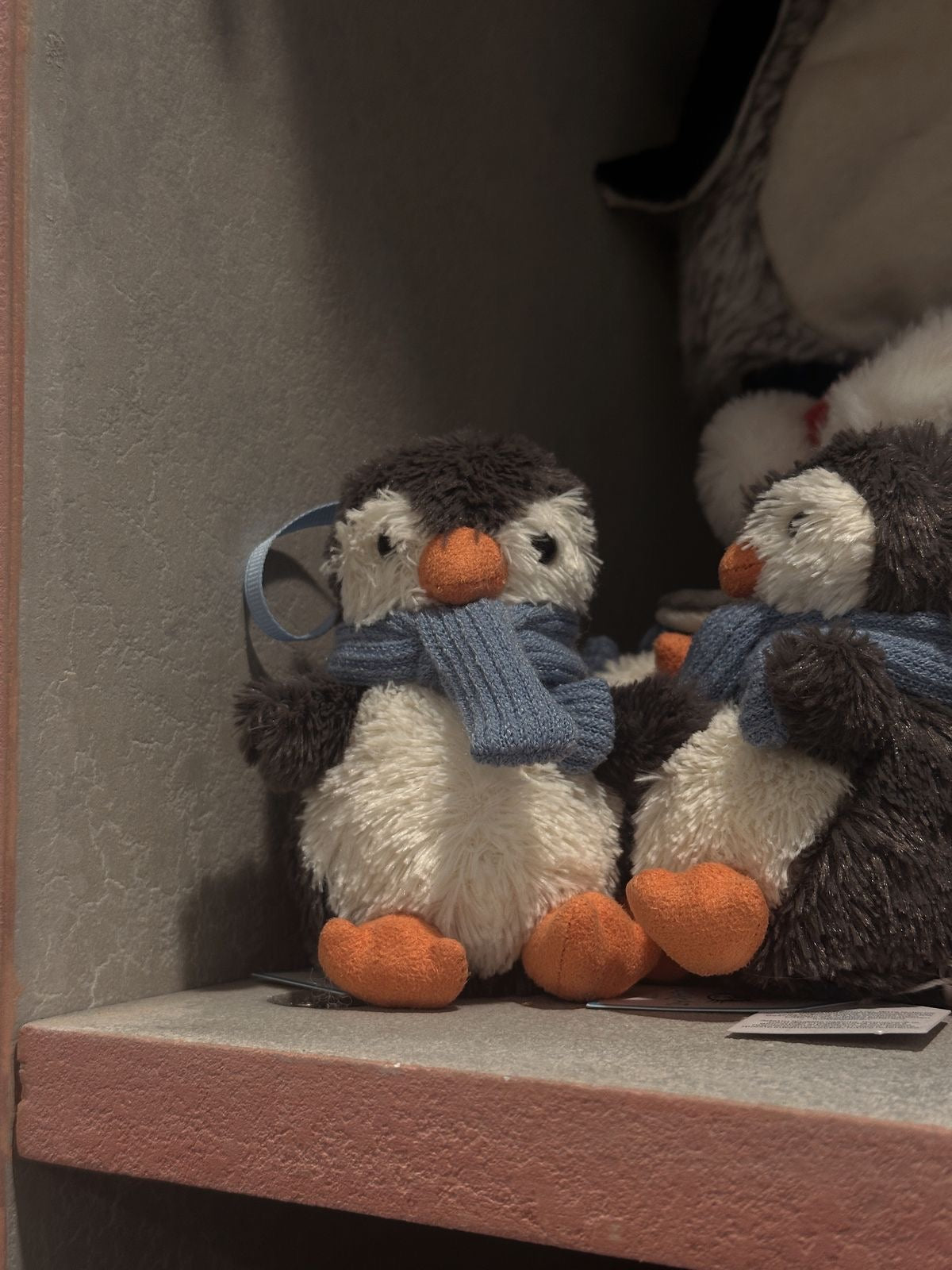 Penguin plush keychain - 10 cm