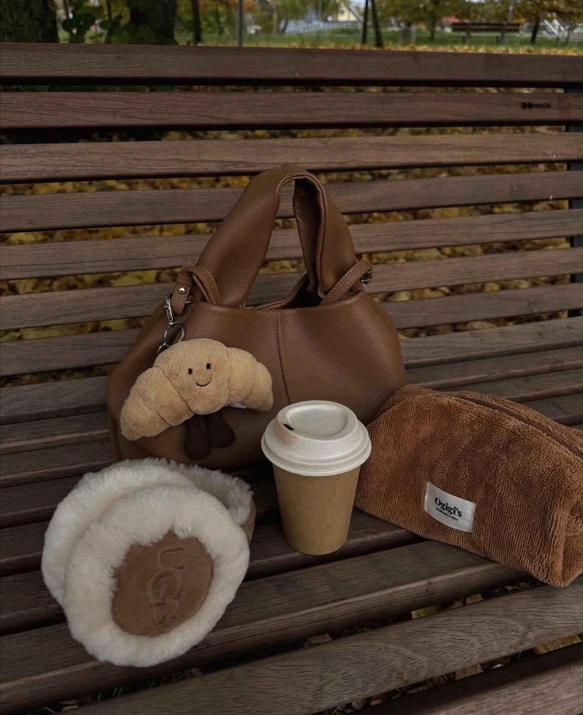 Cute Plush Croissant Bag Charm & Keychain - 10 cm