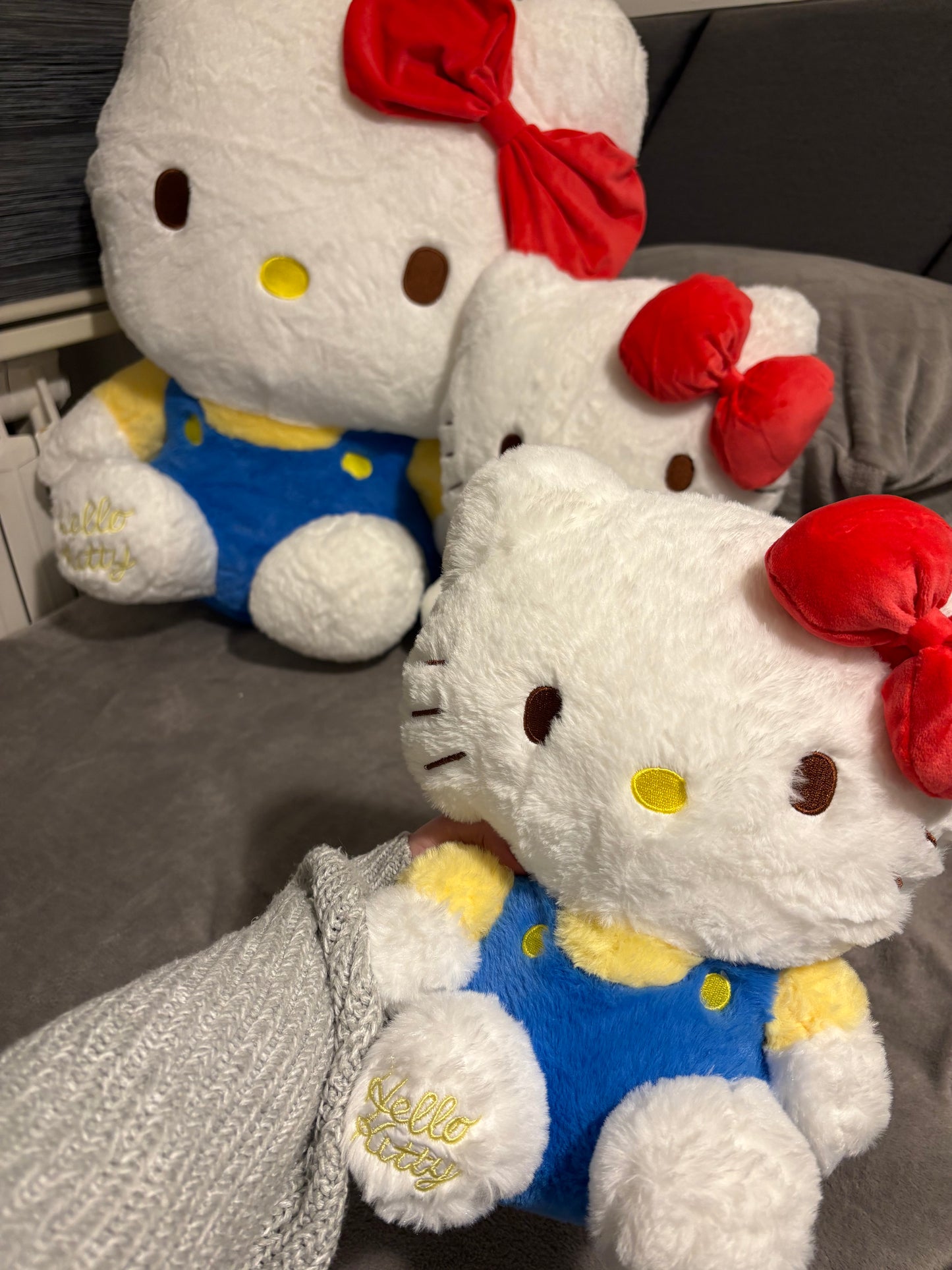 Hello kitty plush toy - 30 cm