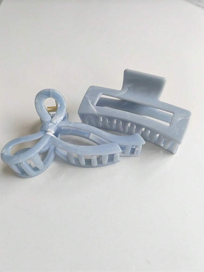 Pearlescent Baby Blue Hair Claw Clips – Elegant Marbled Acrylic Hair Accessories