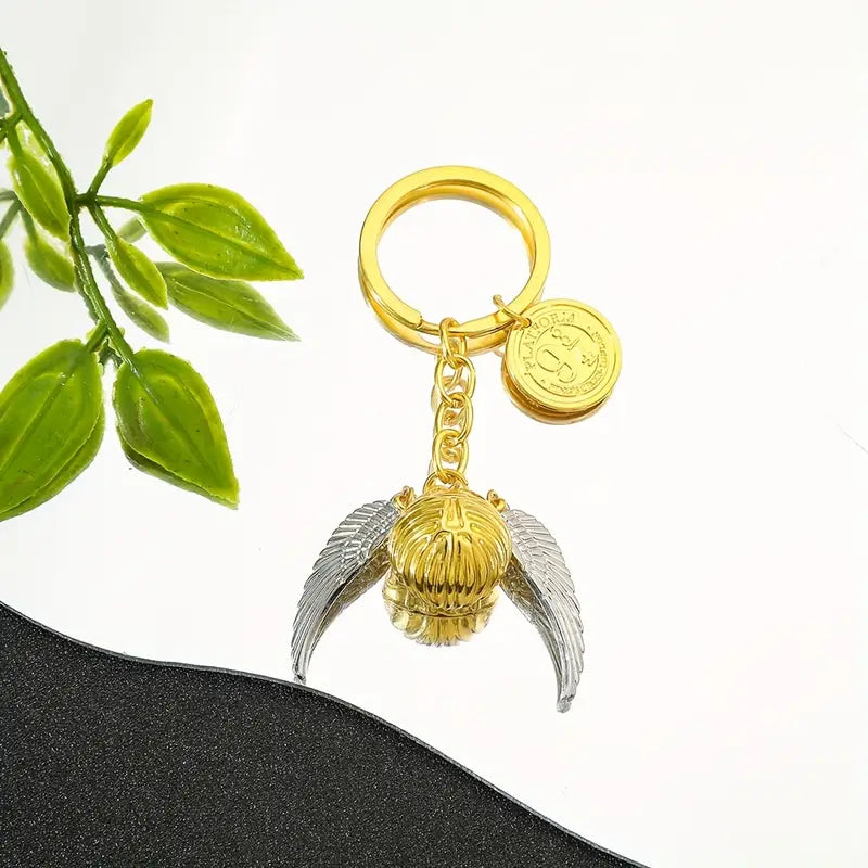 harry potter Golden snitch keychain