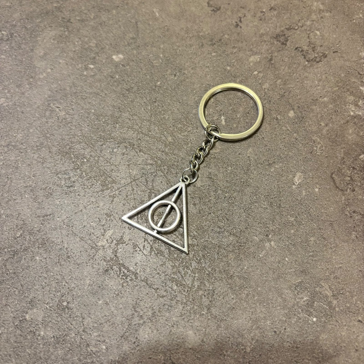 Harry Potter Deathly Hallows Keychain – Silver Metal Symbol Bag Charm & Keyring