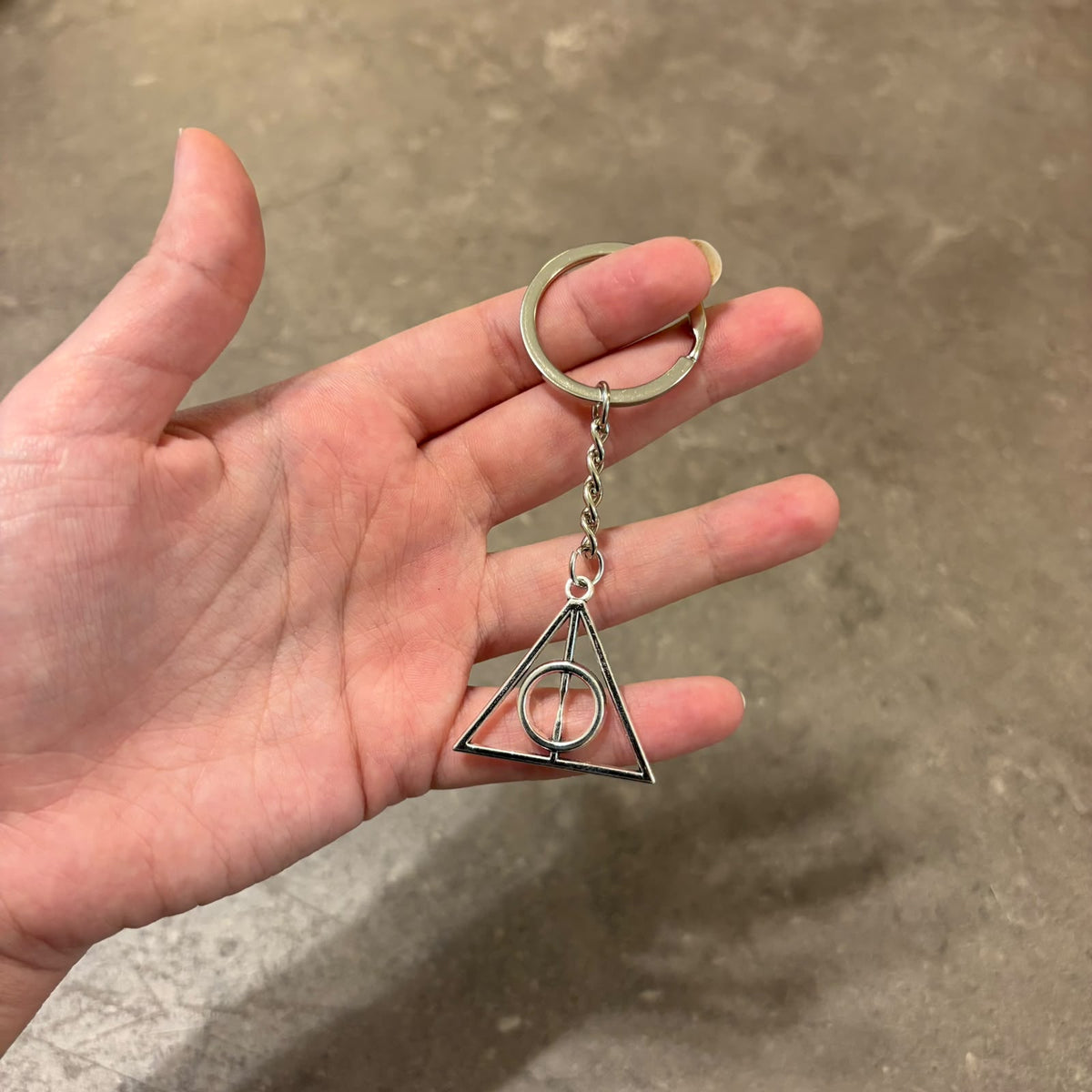 Harry Potter Deathly Hallows Keychain – Silver Metal Symbol Bag Charm & Keyring