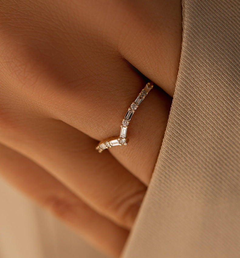 Baguette Chevron Ring – 925 Sterling Silver, Gold Plated