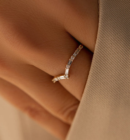 Baguette Chevron Ring – 925 Sterling Silver, Gold Plated