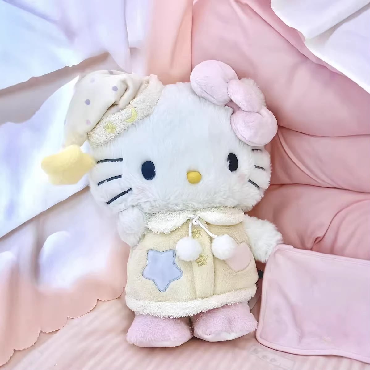 Sleepy Time Hello Kitty Plush Toy – Bedtime Pajama Cuddly Stuffed Animal - 30 cm