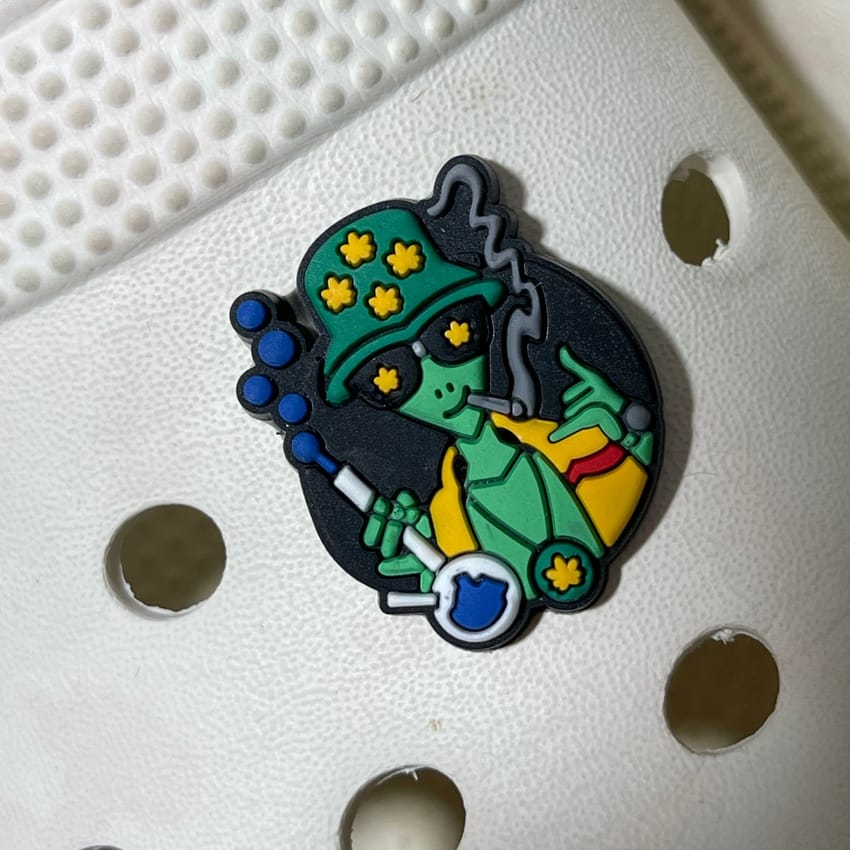 Alien charm