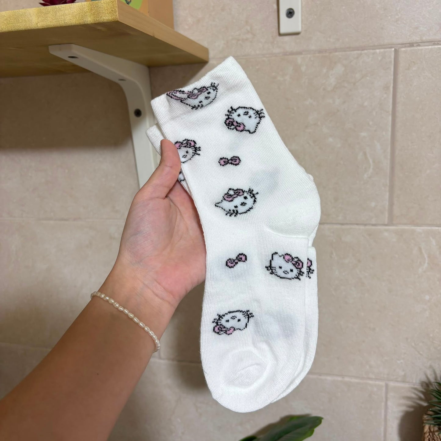 Cute Hello Kitty Socks Set (32-40 shoe size)