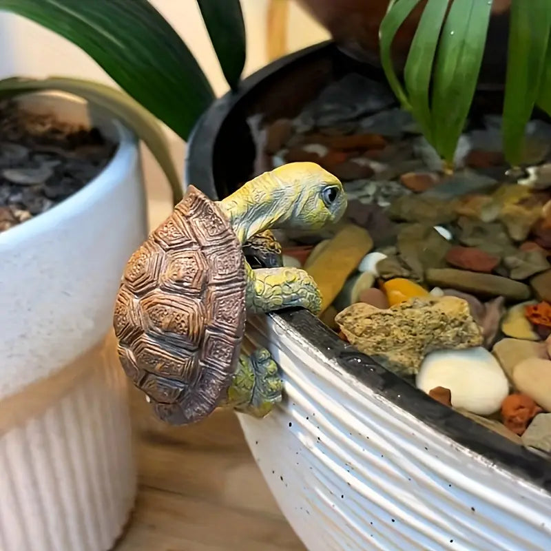 Climbing Turtle Plant Pot Hanger | Pinky Promise