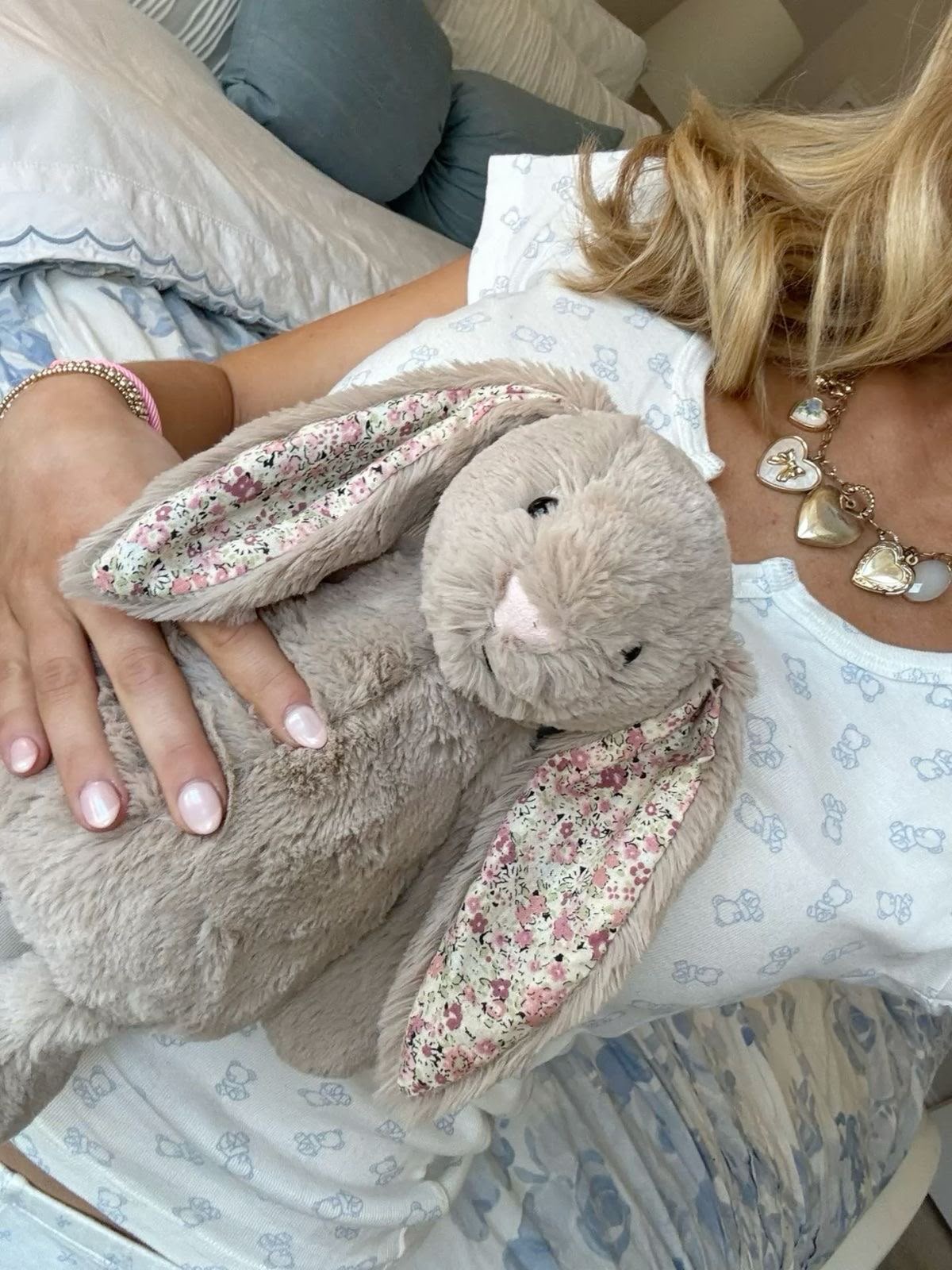 Floral Bunny plush - Biege - 30 cm - Photo 9 | Pinky Promise