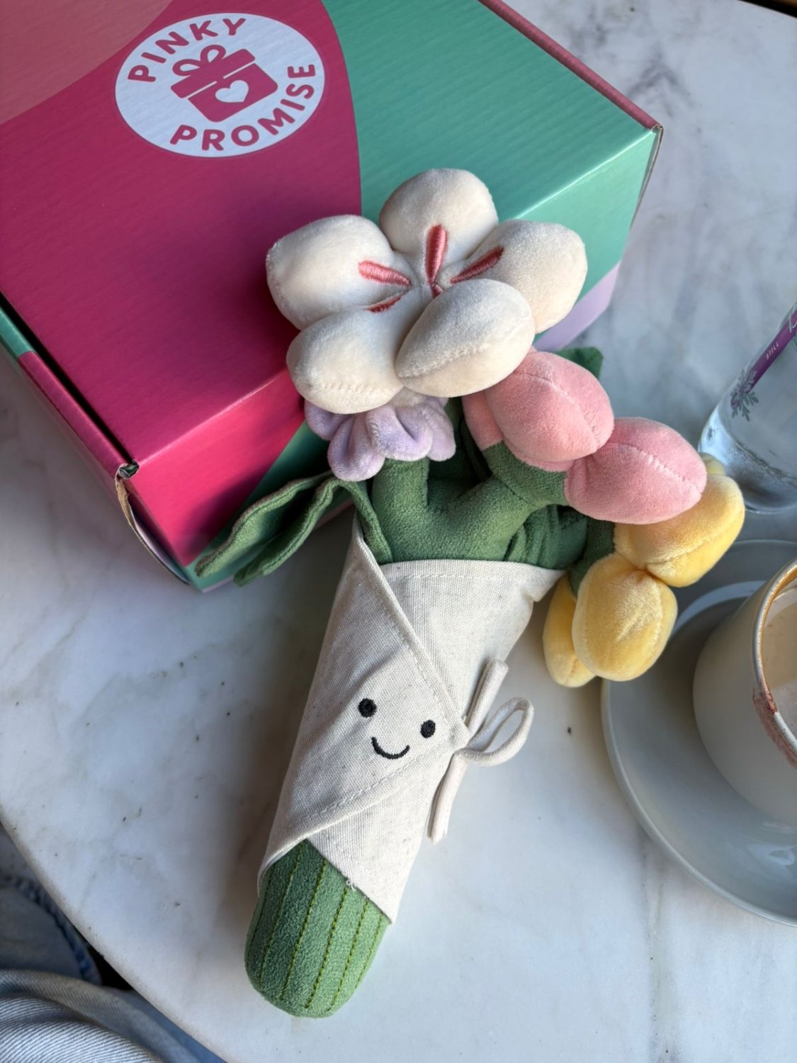 Flower bouquet plush - 30 cm - Photo 4 | Pinky Promise