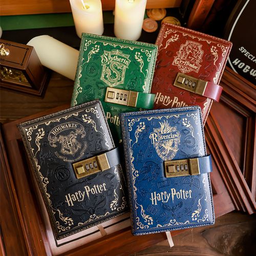 Harry potter journal notebook with lock - Close Up | Pinky Promise