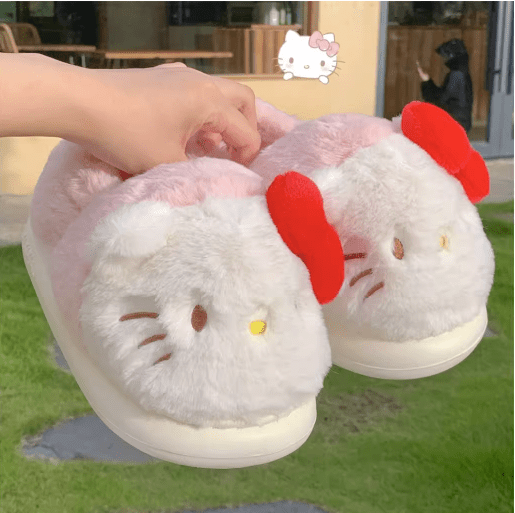 Hello kitty winter slippers | Pinky Promise