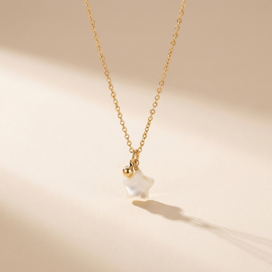 Mother-of-Pearl Star Pendant Necklace - Gold Plated 925 Sterling Silver