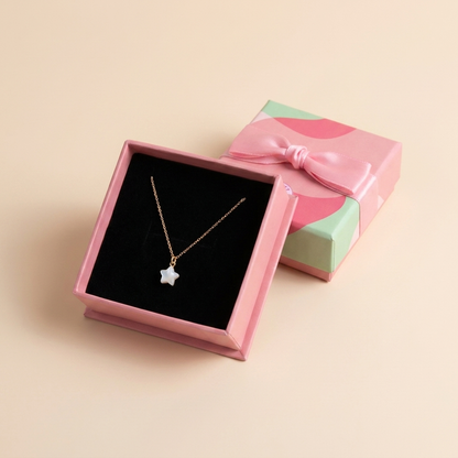 Mother-of-Pearl Star Pendant Necklace - Gold Plated 925 Sterling Silver