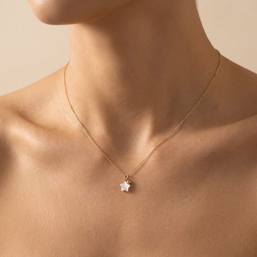Mother-of-Pearl Star Pendant Necklace - Gold Plated 925 Sterling Silver