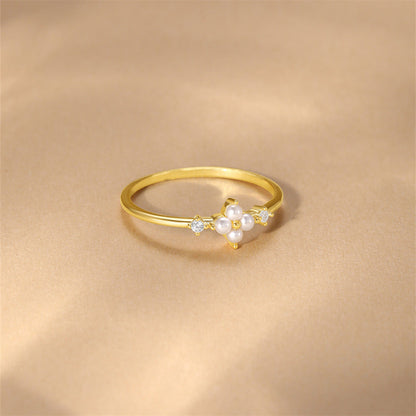 Pearl Flower Cluster Ring - Gold Plated 925 Sterling Silver - Photo 8 | Pinky Promise