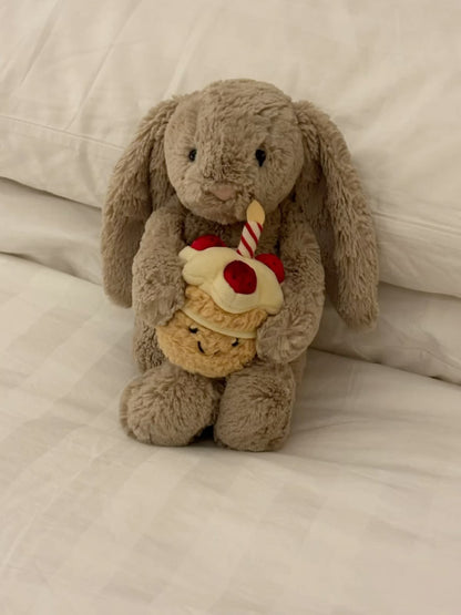 Plush Birthday Bunny with Cupcake – Cute Stuffed Animal Gift - 30 cm - Photo 5 | Pinky Promise